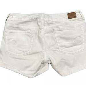 American Eagle Women's Low Rise Stretch Denim Shorts White